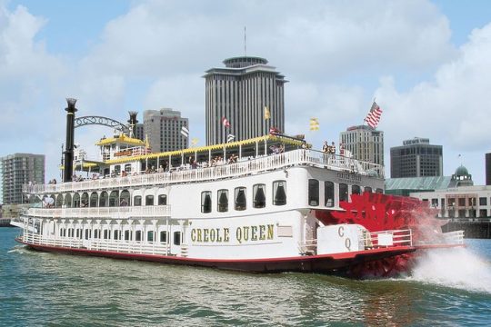 Paddlewheeler Creole Queen Historic Mississippi River Cruise