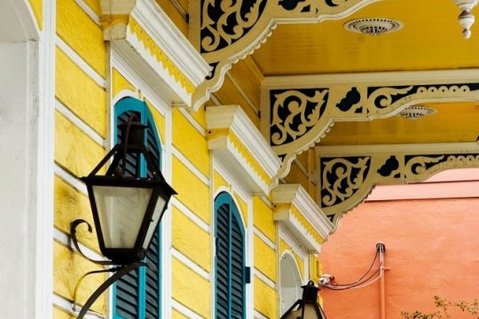 New Orleans City Tour: Katrina, Garden District, French Quarter & Cemetery