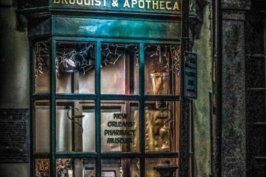 Ghost Tour and Haunted Pub Crawl Party