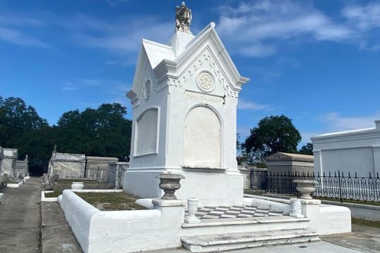 New Orleans Cemetery Insiders Tour