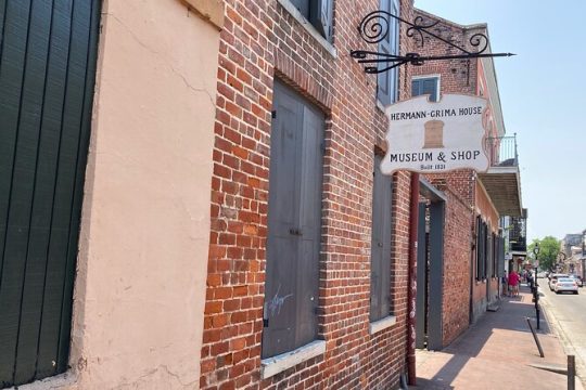 Walking Tour about The Good, The Bad and The Beautiful Women of New Orleans