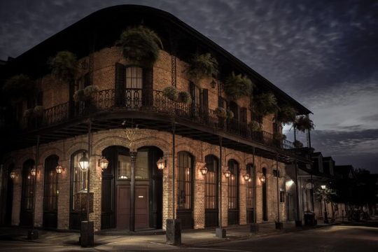 2-Hour French Quarter Ghost Walking Tour in New Orleans