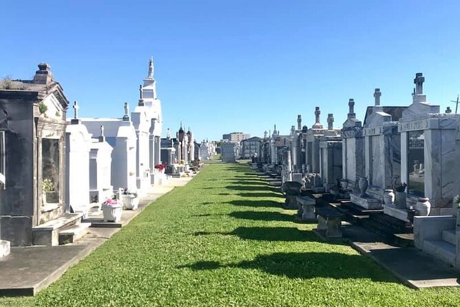 Beyond the Grave Cemetery Tour New Orleans 2026 | Cool New Orleans